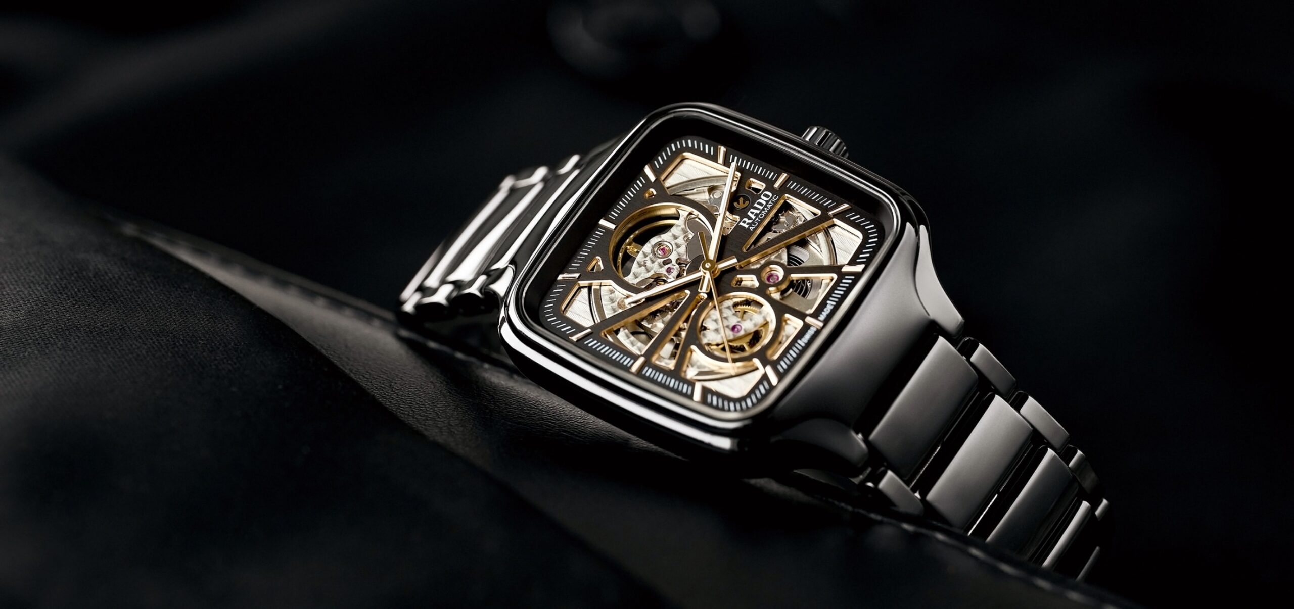 Rado True Square Automatic Open Heart Black, 38 mm Gehäuse aus schwarzer High-Tech-Keramik, Automatikwerk Kaliber R734, 80 Stunden Gangreserve | Zustand: Gut | Farbe: schwarz – Bild 4