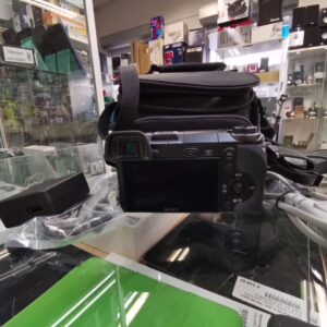 Sony Alpha NEX-6 mit 16-50mm Objektiv, Schwarz, Spiegellose Systemkamera, 16,1 MP APS-C Sensor, inkl. Power Zoom Objektiv, Ladegerät und Tasche. | Zustand: Sehr Gut