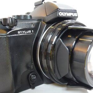 Olympus Stylus 1 Schwarz, Digitalkamera mit schwarzer Tasche, Fehlermeldung: Karte kann nicht erkannt werden. | Zustand: Wie Neu