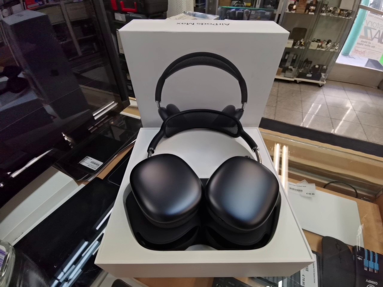 Apple AirPods Max Midnight, Over-Ear Kopfhörer mit USB-C, ovp. Die Farbe Midnight ist ein sehr dunkles Navy | Schwarz. | Zustand: Sehr Gut – Bild 2