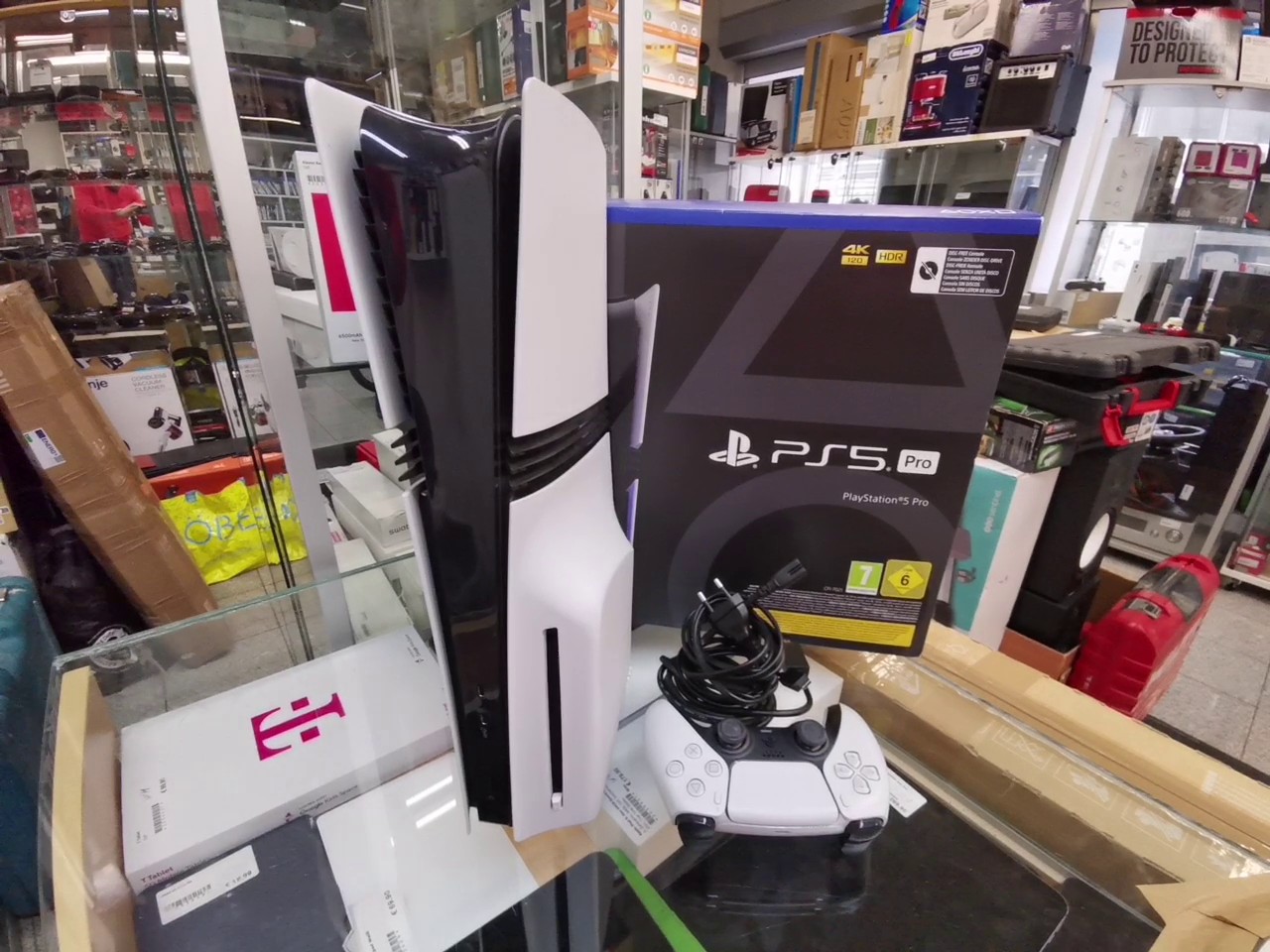 Sony PS5 Pro 2TB Disc Edition , ovp | Zustand: Sehr Gut | Farbe: weiss – Bild 5