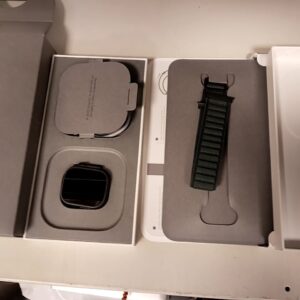 Apple Watch Ultra 2, 49mm Titangehäuse, GPS + Cellular, Alpine Loop DunkeLadegerätrün (L), inkl. OVP. | Zustand: Sehr Gut