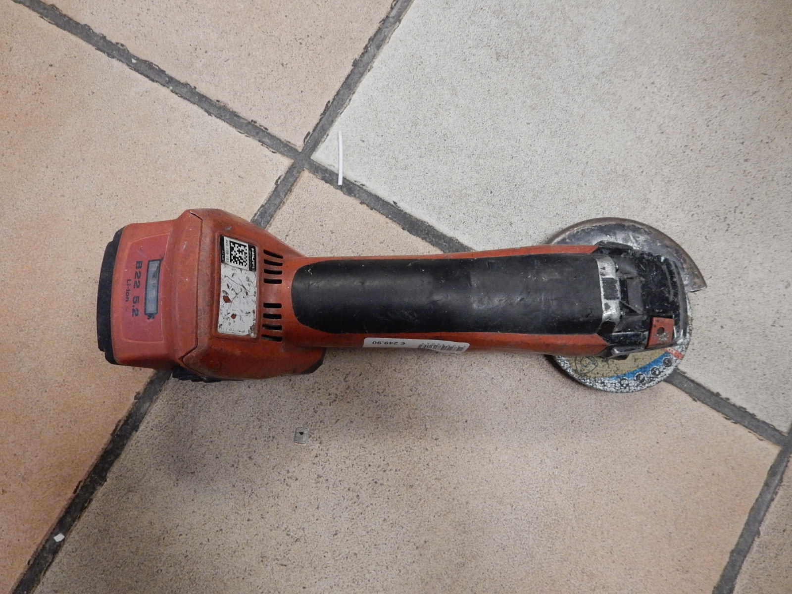 Hilti AG 125-A22 Akku-Winkelschleifer, Inklusive 22V Li-Ion Akku B22 5.2, 125 mm Scheibendurchmesser, gebrauchter Zustand. | Zustand: Gut – Bild 2