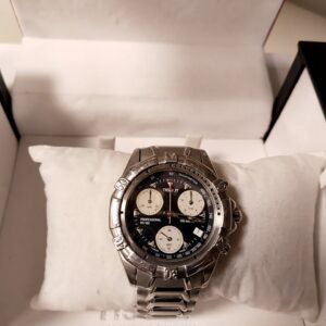 Tissot PR 100 Professional Chronograph, Herren-Chronograph aus Edelstahl, schwarzes Zifferblatt, Saphirglas, wasserdicht bis 100m. Batterie leer | Zustand: Gut