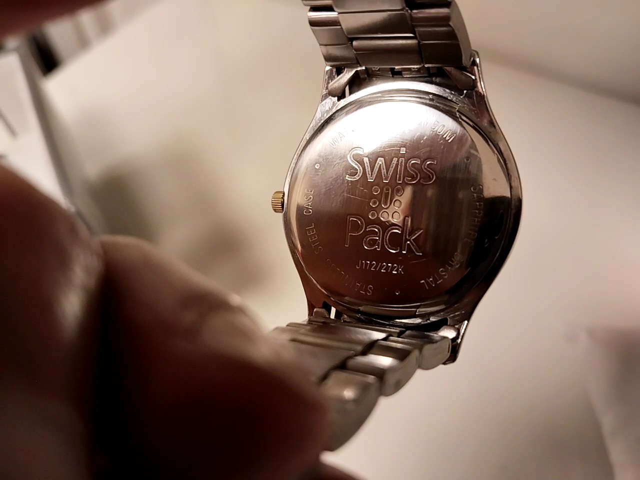 Tissot PR 50 J172/272K Herrenuhr Silber, Klassische Quarzuhr, EdelstahLadegerätehäuse und -armband, weißes Zifferblatt, Saphirglas, 50m wasserdicht. Batterie leer | Zustand: Sehr Gut – Bild 2