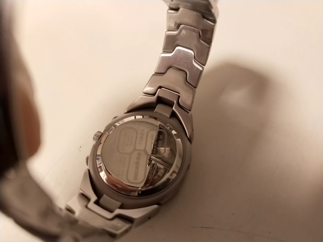 Timex Ironman Chronograph Silber, Analoge Herrenuhr mit Indiglo-Zifferblattbeleuchtung, EdelstahLadegerätehäuse und -armband, 100m wasserdicht. Batterie leer | Zustand: Gut – Bild 2