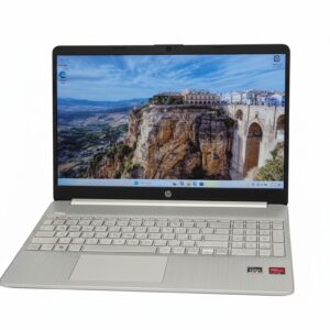 HP Laptop 15s-eq2xxx Silber, Ryzen 5 5500U, 16GB RAM, 512GB SSD, Win 11 Pro, kyrillische Tastatur, Gebrauchsspuren, inkl. Ladegerät | Zustand: Sehr Gut