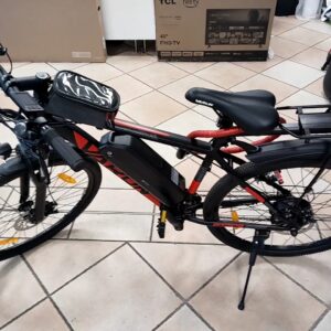 Varun E-Bike Mountainbike Schwarz-Rot, Inkl. Ladegerät, sehr guter Zustand, 21-Gang Shimano-Schaltung, Scheibenbremsen, Federgabel.