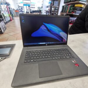 HP Laptop 17-cp0434ng, 17,3 Zoll, AMD Ryzen 3 5300U, 8GB RAM, 512GB SSD, Schwarz | Zustand: Gebraucht