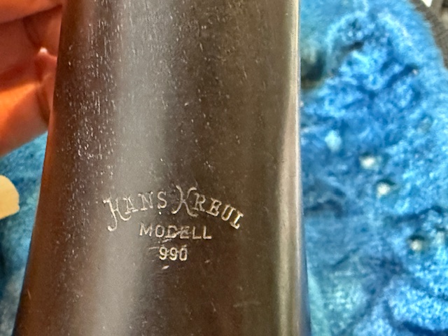 Hans Kreul Klarinette Modell 990, Deutsches System, Grenadillholz, versilberte Mechanik, inklusive Koffer und Zubehör. | Zustand: In Ordnung – Bild 2