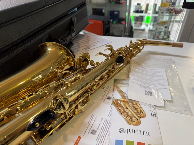 Jupiter JAS500 Altsaxophon Goldlack, Einsteiger-Modell in Eb-Stimmung mit Hoch-F#-Klappe, inklusive Koffer und Zubehör. | Zustand: Sehr Gut – Bild 6