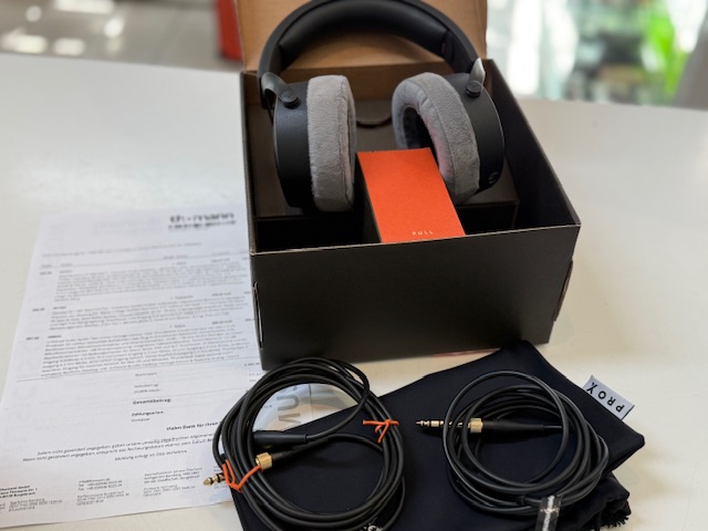 Beyerdynamic DT 900 PRO X Schwarz, Offener Studiokopfhörer, inkl. Originalverpackung und Originalrechnung von Thomann. | Zustand: Sehr Gut – Bild 3