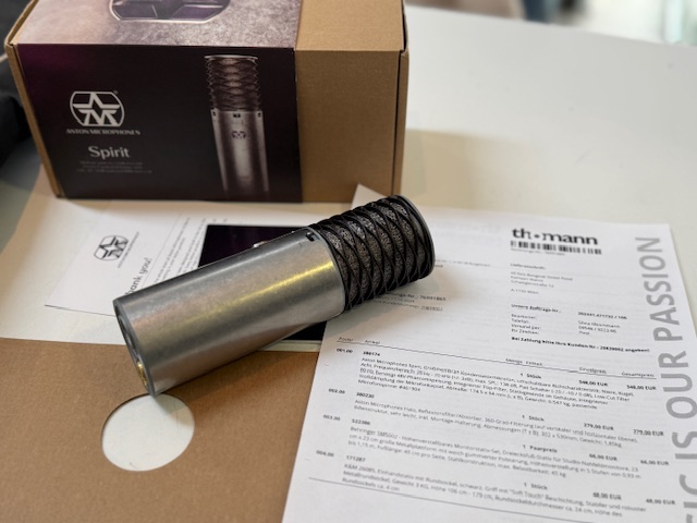 Aston Microphones Spirit Kondensatormikrofon, Multi-Pattern Großmembran-Mikrofon, inkl. Originalverpackung und Originalrechnung von Thomann | Zustand: Sehr Gut – Bild 2