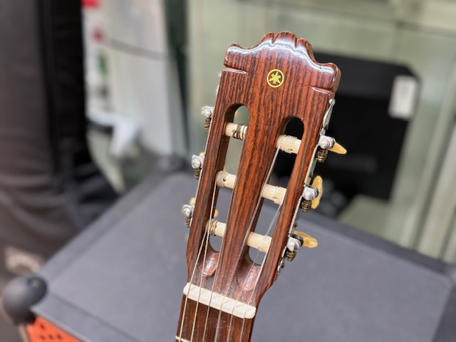 Yamaha G-230 Konzertgitarre, Klassische Akustikgitarre mit Nylonsaiten, inklusive passender Gitarrentasche. | Zustand: Gut – Bild 3