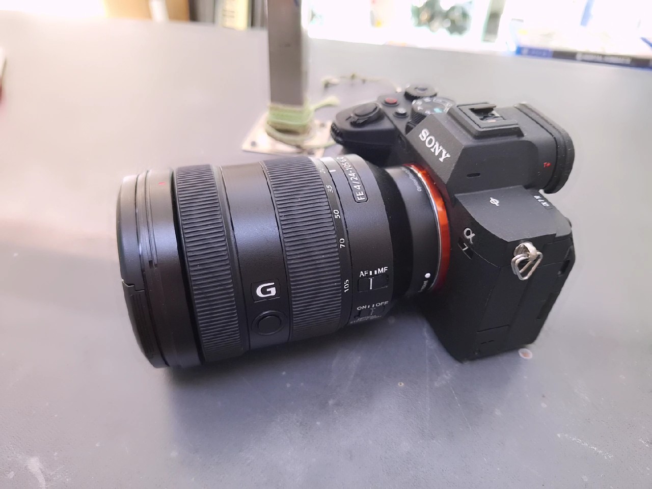Sony Alpha 7 IV + FE 24-105mm F4 G OSS, Kamera-Objektiv-Set, 4140 Auslösungen, kein Ladegerät enthalten (Laden über USB-C möglich) | Zustand: Sehr Gut – Bild 4