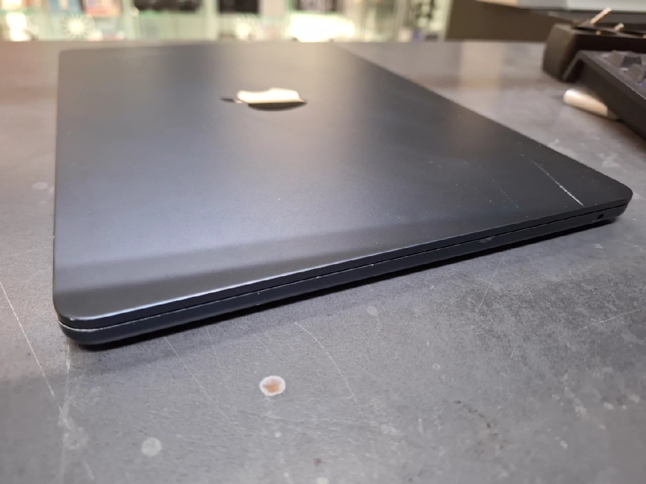 Apple MacBook Air 13" M3 2024, ovp, zyklen 202, akku 93%. apple m3 chip, 16 gb ram, 512 gb ssd, 13,6" , gebrauchsspuren | Zustand: Gebraucht – Bild 4