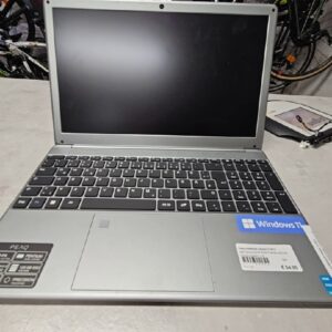 Peaq Classic C151V, Silber, Intel Pentium, 4GB RAM, 128GB SSD, inkl. Ladegerät, Ubuntu installiert | Zustand: Gut