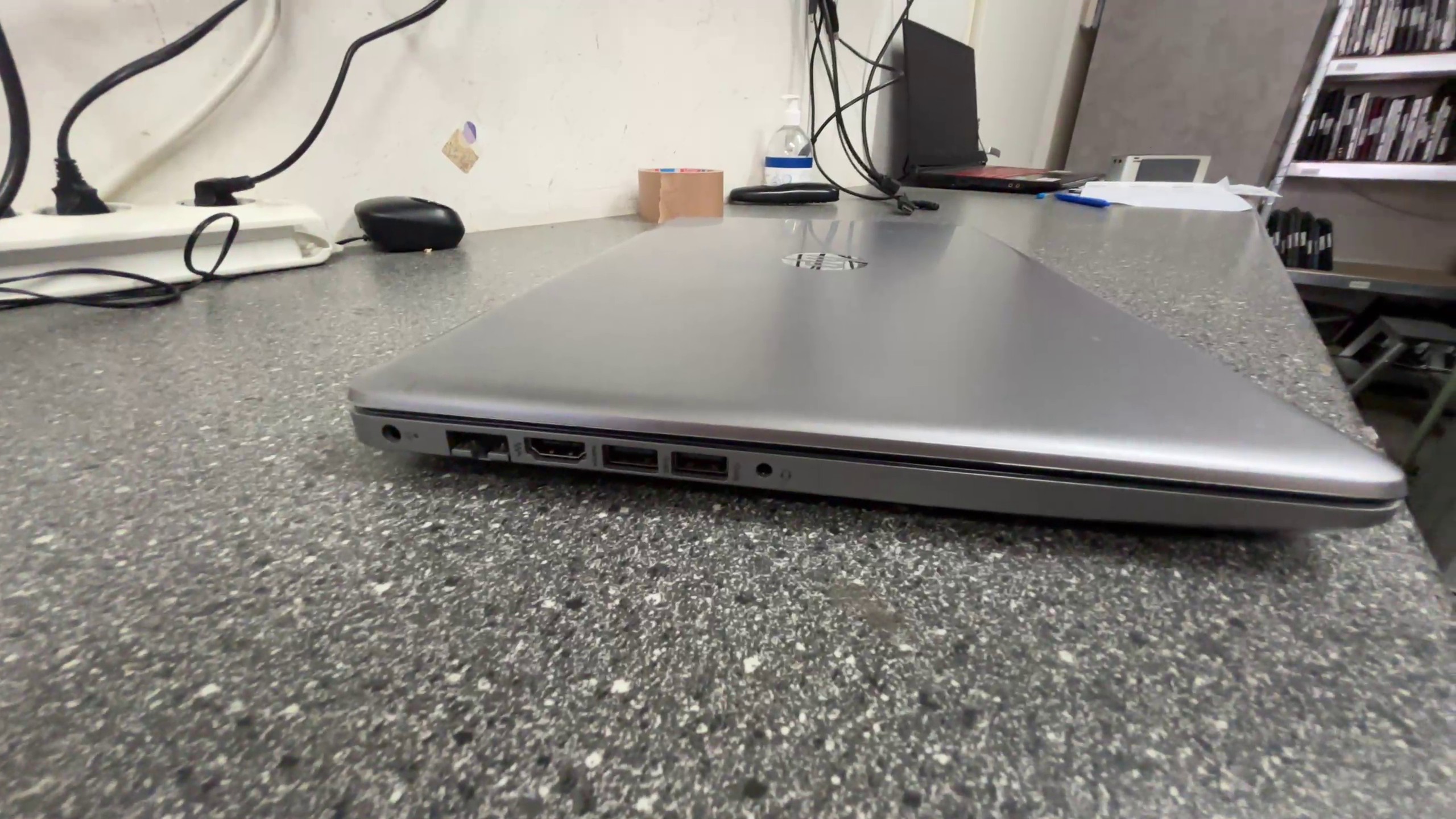 HP 250 G7, Intel Core i5-8265U, 15.6 Zoll, 8GB RAM, 512GB SSD, Windows 10, sehr guter Zustand | Zustand: Sehr Gut – Bild 4