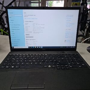 Fujitsu Lifebook A3510, Schwarz, 15,6 Zoll Full-HD, Intel Core i3-1005G1, 8 GB RAM, 256 GB SSD, Windows 10 Pro, inkl. Ladegerät | SimLock:  | Zustand: Sehr Gut | Farbe:  | Akku: