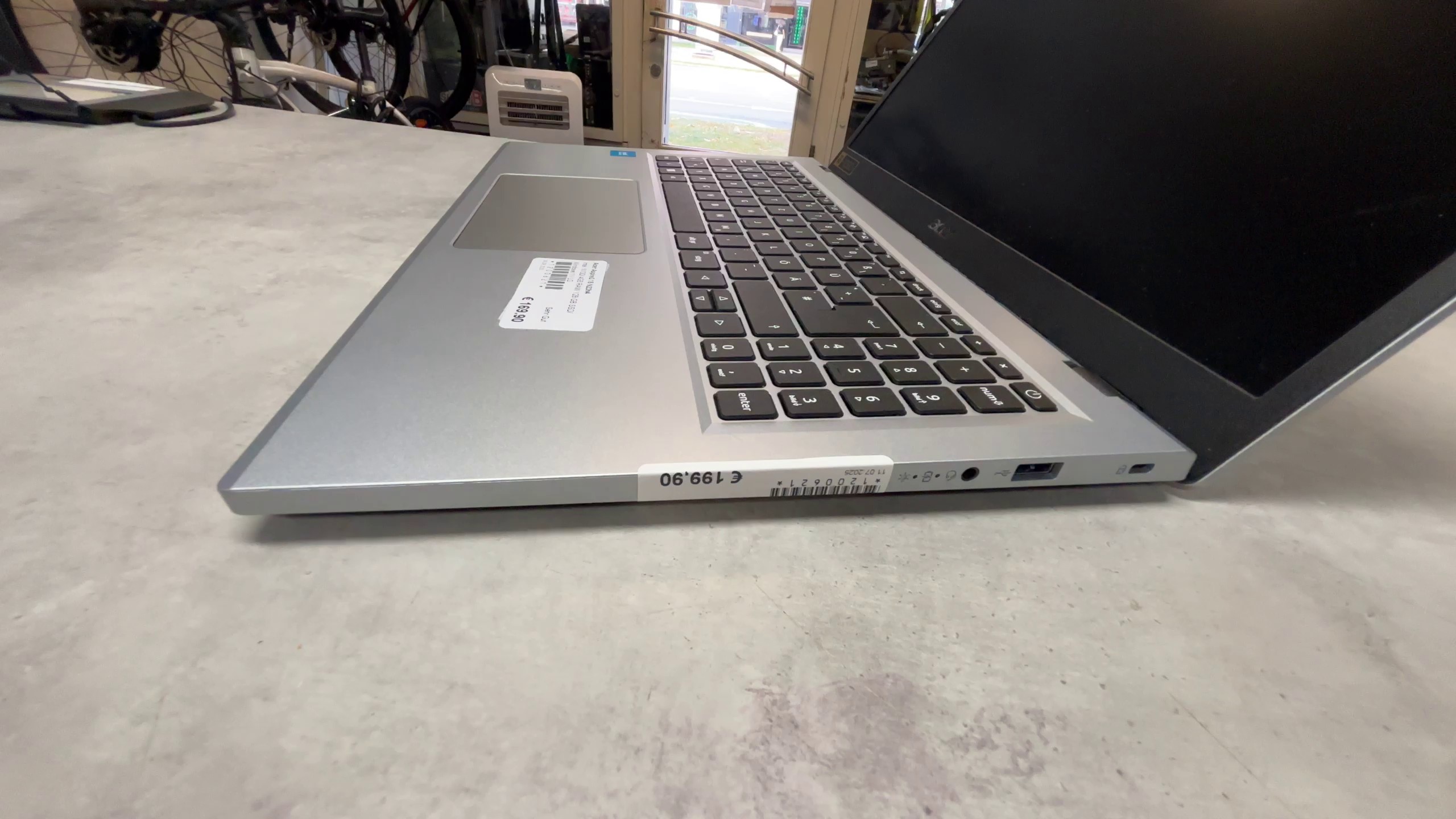 Acer Aspire 3 15, Silber, Intel N100, 4GB RAM, 128GB SSD, Windows 11, inkl. Ladegerät | Zustand: Sehr Gut – Bild 4