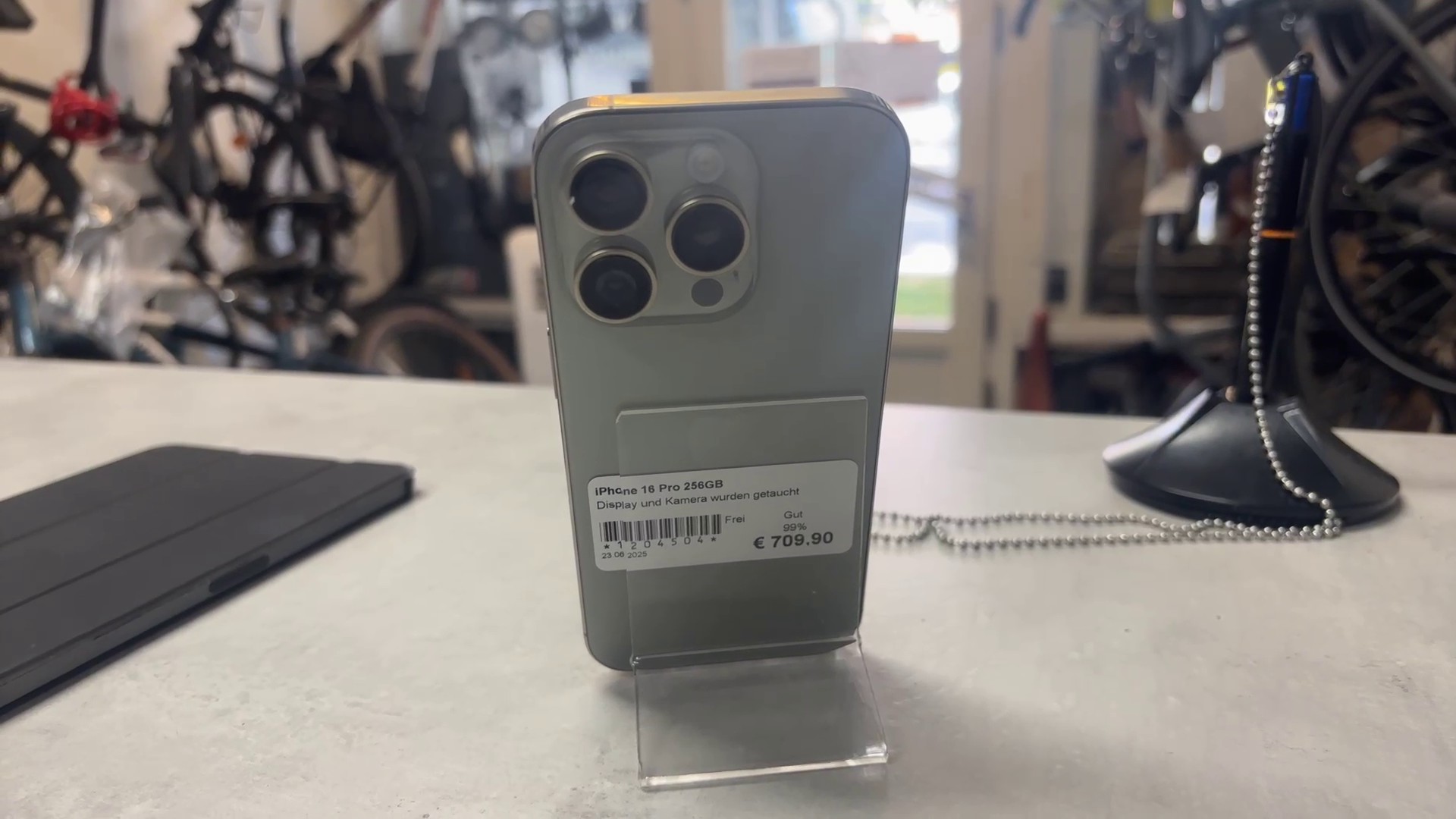 iPhone 16 Pro 256GB, Display und Kamera wurden getauscht! | SimLock: Frei | Zustand: Gut | Farbe: natur | Akku: 99% – Bild 5