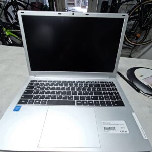 Shinobee Difinity 15,6 Zoll Silber, Intel Celeron N3450, 8GB RAM, 512GB SSD, Windows 11, sehr gut erhalten. | Zustand: Sehr Gut