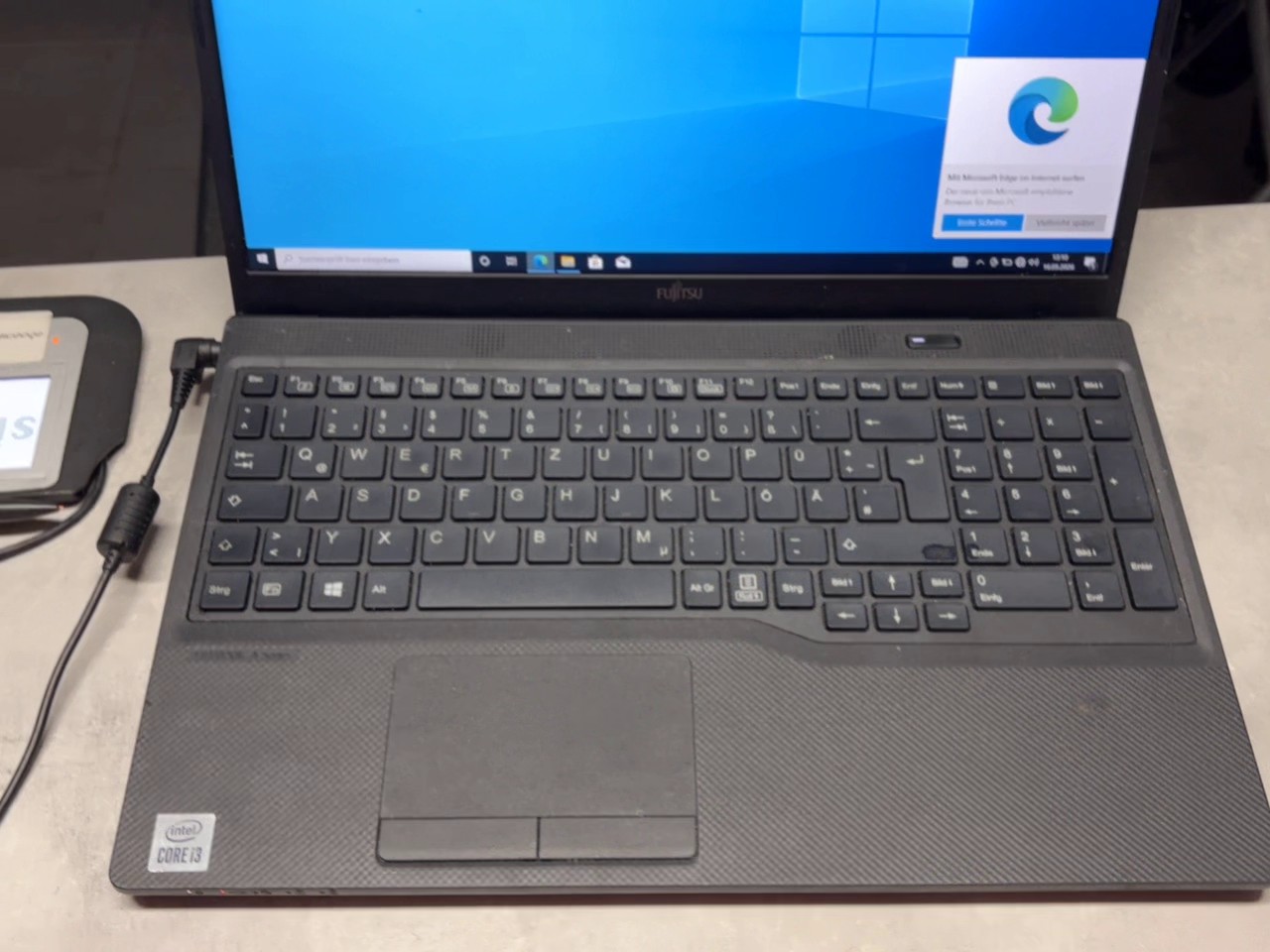 Fujitsu Lifebook A3510, i3-1005G1, Schwarz, 15,6 Zoll Full HD Display, 8GB RAM, 256GB SSD, Intel UHD Graphics, Windows 10 | 11 Pro | Zustand: Gut – Bild 2