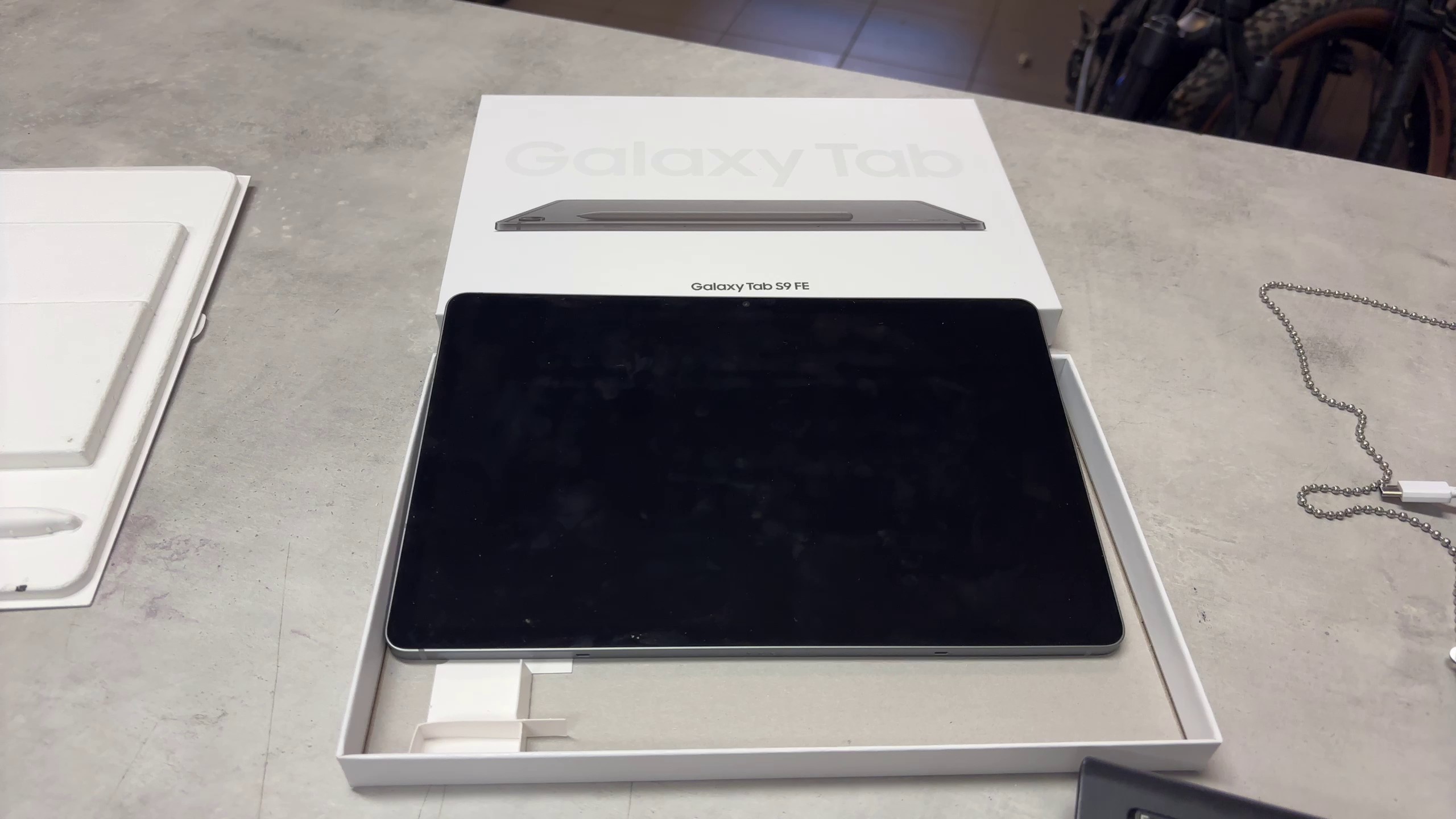 Samsung Galaxy Tab S9 FE Grau OVP, Tablet mit S Pen | Zustand: Sehr Gut | Farbe: schwarz – Bild 3