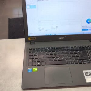 Acer Aspire E5-573G i7-5500U, 15,6 Zoll Full HD Display, 8GB RAM, 512GB SSD, Intel Core i7-5500U, NVIDIA GeForce Grafik | Zustand: Gut