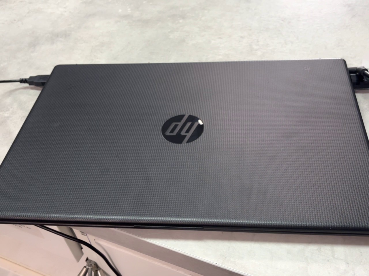 HP Laptop 15-fd0033ng, Intel Core i3-1315U, 8GB RAM, 256GB SSD, 15,6 Zoll Full HD, Windows 10 Home Pixel Fehler | Zustand: Gut – Bild 4