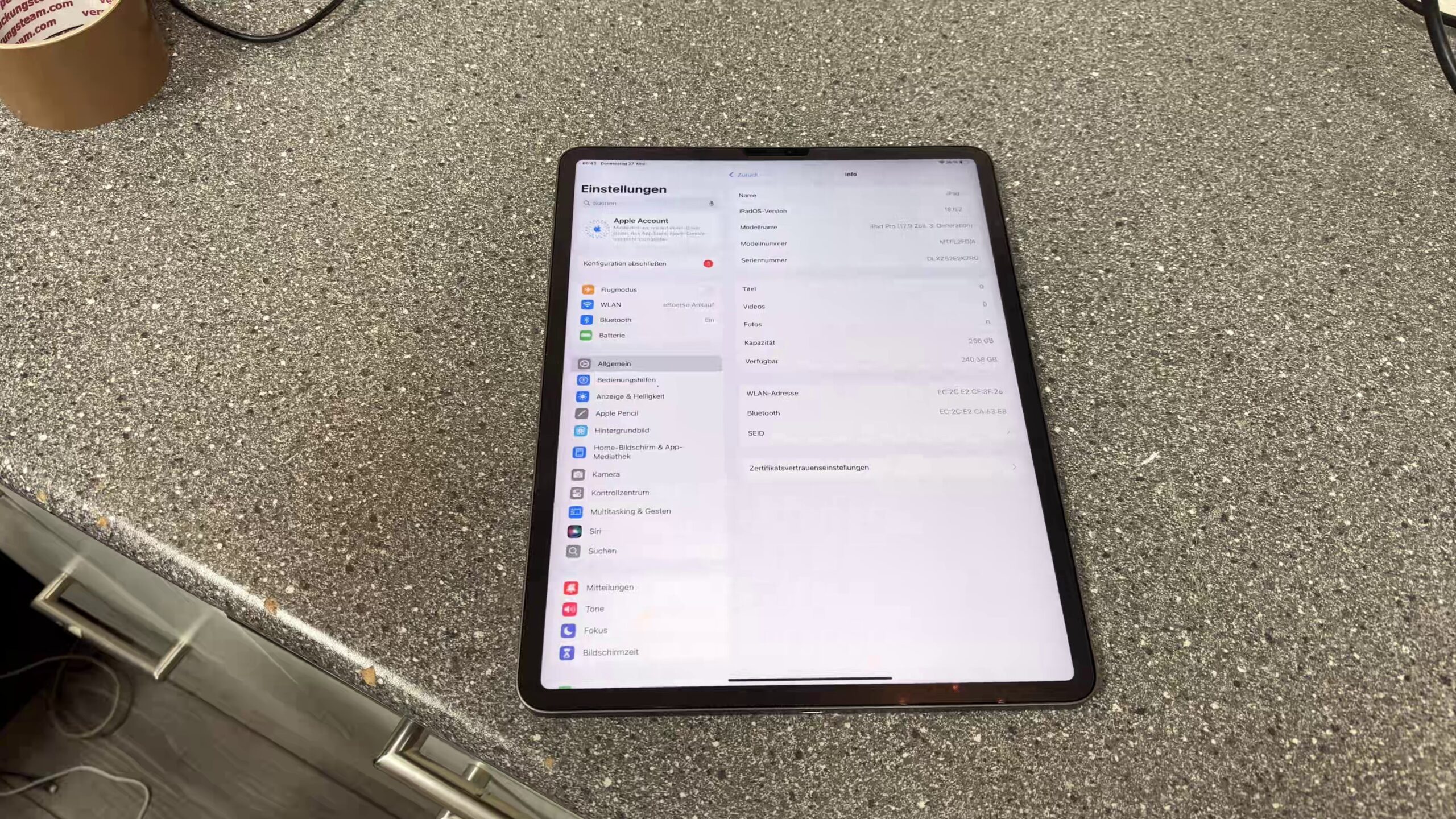Apple iPad Pro 12,9" 256GB Space Gray, Wi-Fi, 3. Generation (A1876, MTFL2FD | A): | Zustand: Gut – Bild 2