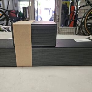 Ultimea Poseidon D50 Soundbar Schwarz, 5.1 Surround System mit Subwoofer, inkl. Kabel und Fernbedienung, guter Zustand. | Zustand: Sehr Gut | Farbe: schwarz