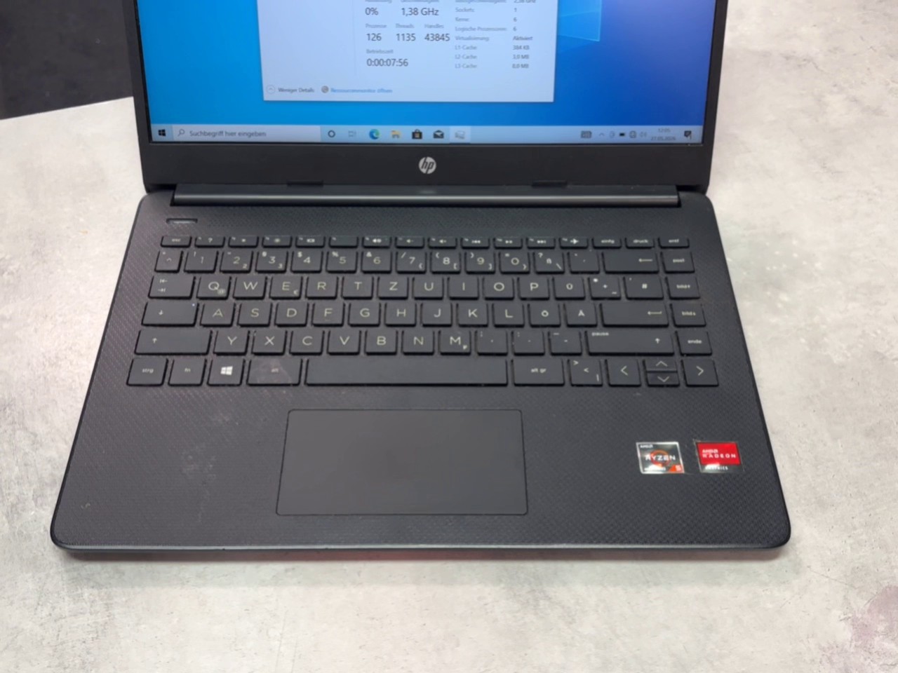 HP Laptop 14s-fq0xxx Ryzen 5 4500U, 14 Zoll, 8GB RAM, 256GB SSD, AMD Ryzen 5 4500U, Gehäuse mit Gebrauchsspuren | Zustand: Gut – Bild 2