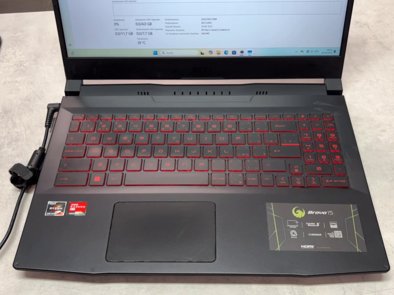 MSI Bravo 15 B5DD, Ryzen 7 5800H, Schwarz, ryzen 7 5800h, 16gb ram, 512gb ssd, radeon rx 5500m | Zustand: Gut – Bild 2