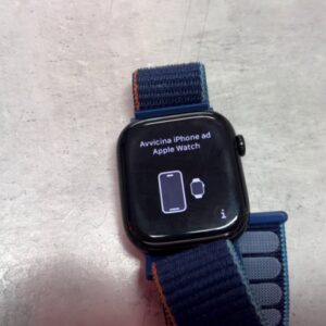 Apple Watch Series 10 46mm 2024, GPS + Cellular, Gehäusefarbe Schwarz, mit sichtbaren Kratzern am Display | Zustand: Gut | Farbe: schwarz