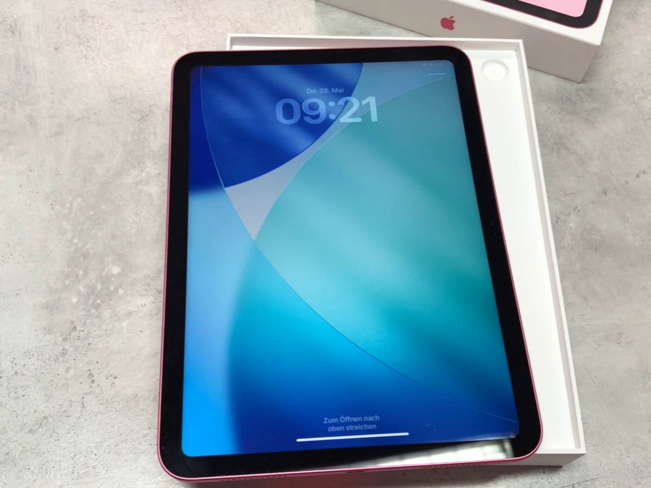 Apple iPad 10. Gen. 2022 64GB Pink, Wi-Fi Modell, 10,9 Zoll Display, Zustand: Display mit Kratzern | Zustand: Gut | Farbe: rosa – Bild 3