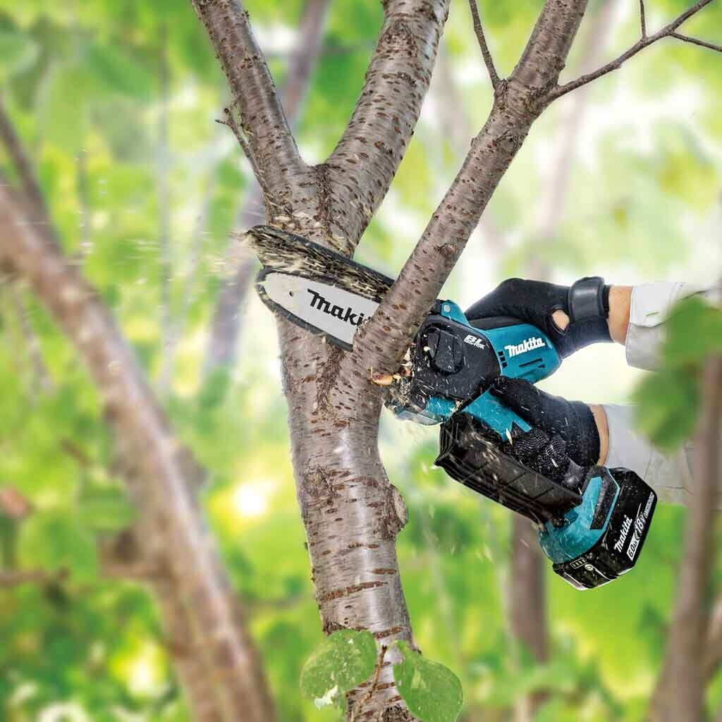 Makita DUC150 Akku-Astsäge Solo, 18V LXT Akku-Astsäge mit 150 mm Schwertlänge, bürstenlosem Motor und automatischer Kettenschmierung. | Zustand: Neu