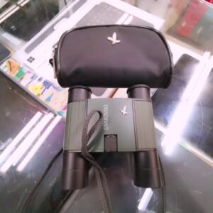 Swarovski CL Pocket 10x25 Grün, Kompaktes, faltbares Fernglas mit 10-facher Vergrößerung, inklusive schwarzer Tasche. | Zustand: Sehr Gut