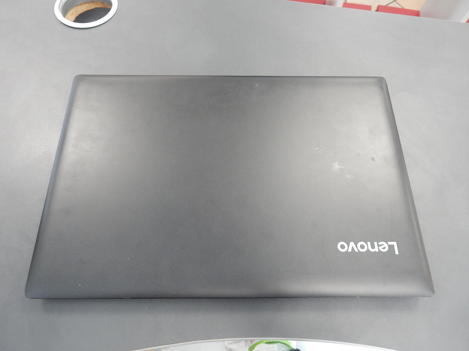 Lenovo IdeaPad 330-15IGM, Grau, Intel Celeron N4000, 4GB RAM, 1TB HDD, 15,6 Zoll Display, Windows 10 | Zustand: Gut – Bild 2