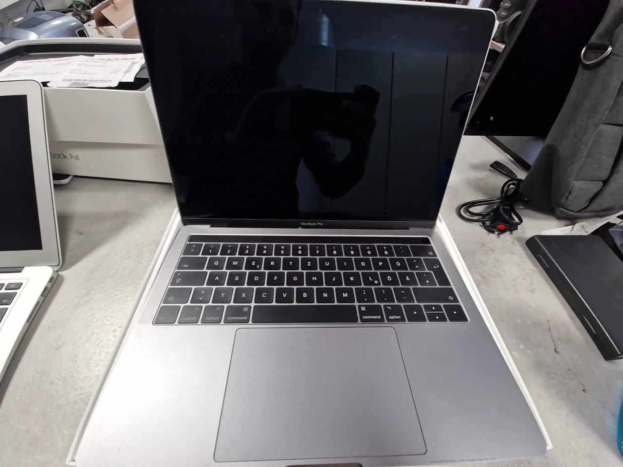 Macbook Pro 2017 i5 3.1GHz 8/256, 13 Zoll, Intel Iris Plus 650, 437 Zyklen, OVP | Zustand: Sehr Gut – Bild 4