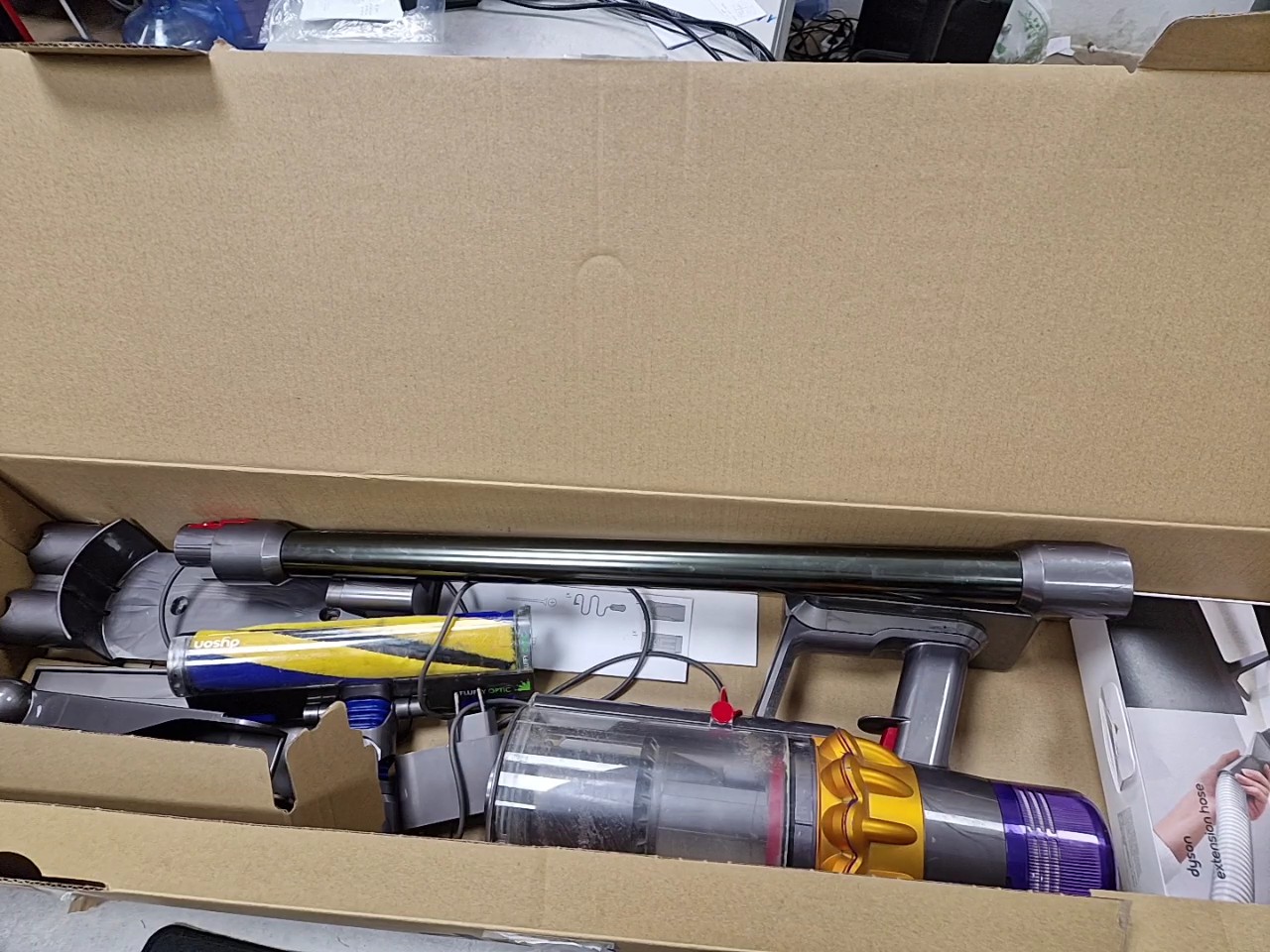 Dyson V15 Detect Absolute Gelb/Nickel, Akku-Staubsauger mit Laser-Stauberkennung, LCD-Display, Dockingstation und umfangreichem Zubehör. | Zustand: Gut – Bild 3