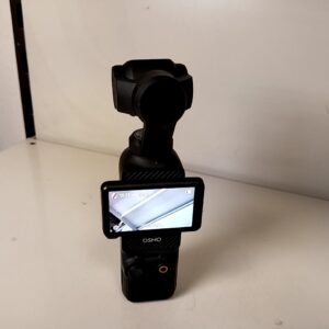 DJI Osmo Pocket 3 Schwarz, Kompakte Gimbal-Kamera mit 1-Zoll-Sensor, 2-Zoll drehbarem Touchscreen und 4K | 120fps Aufnahme. | Zustand: Sehr Gut