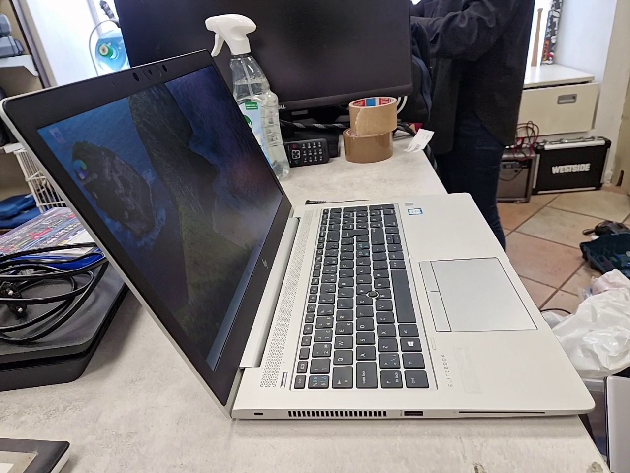 HP EliteBook 850 G6, Intel Core i7-8665U, 16GB RAM, 512GB SSD, Windows 11 Pro, 15,6 Zoll Display | Zustand: Sehr Gut – Bild 3