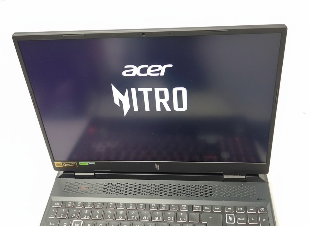 Acer Nitro 16 AN16-41, Ryzen 7 7840HS, Schwarz, Gaming-Laptop mit 16GB RAM, 1TB SSD und NVIDIA GeForce RTX 4070 8GB Grafikkarte. | Zustand: Sehr Gut – Bild 5