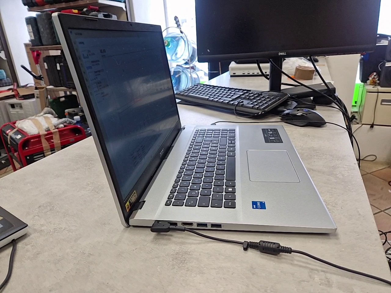 Acer Aspire 3 A317-54, i5-1235U, Silber, 17,3 Zoll Full HD Display, 32 GB RAM, 1 TB SSD, Intel Core i5-1235U, inkl. Originalrechnung | Zustand: Sehr Gut – Bild 2