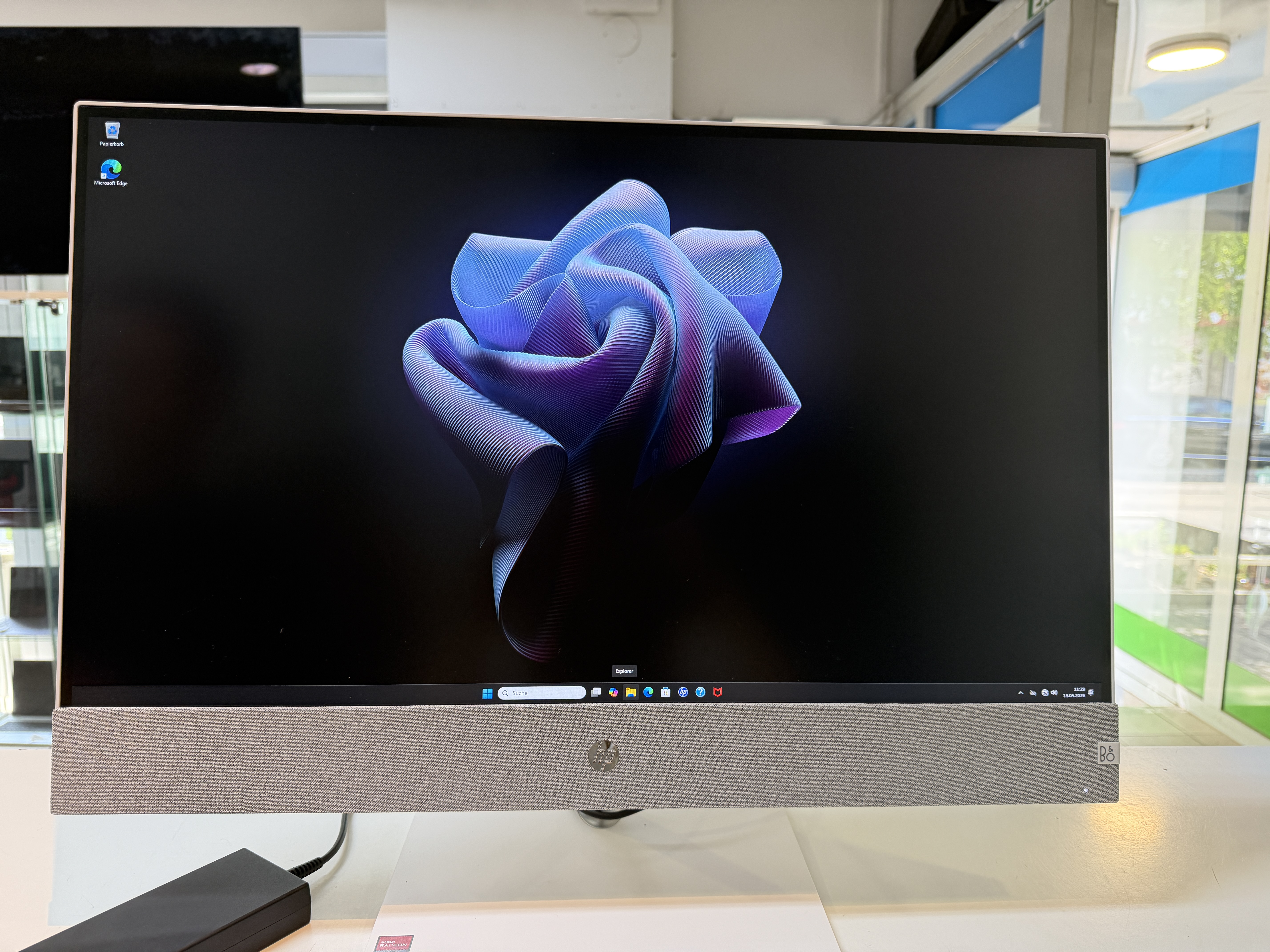 HP Pavilion All-in-One 27-ca, Ryzen 7 5700U, Alte Bez.:P Pavilion All-in-one Desktop-pc, 27", Amd Ryzen 7 5700u, 16 Gb Ddr4, 1 Tb Ssd| amd ryzen7 5700u,16gb | Zustand: Sehr Gut – Bild 2