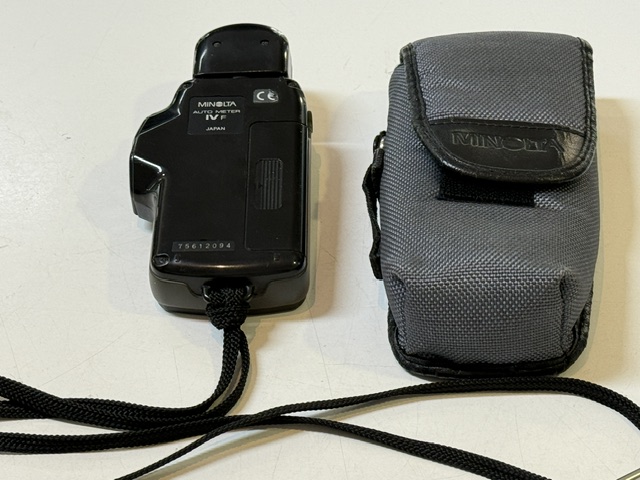 Minolta Auto Meter IV F, schwarz, Digitaler Belichtungsmesser für Umgebungs- und Blitzlicht, inklusive passender Schutztasche. | Zustand: Sehr Gut – Bild 2