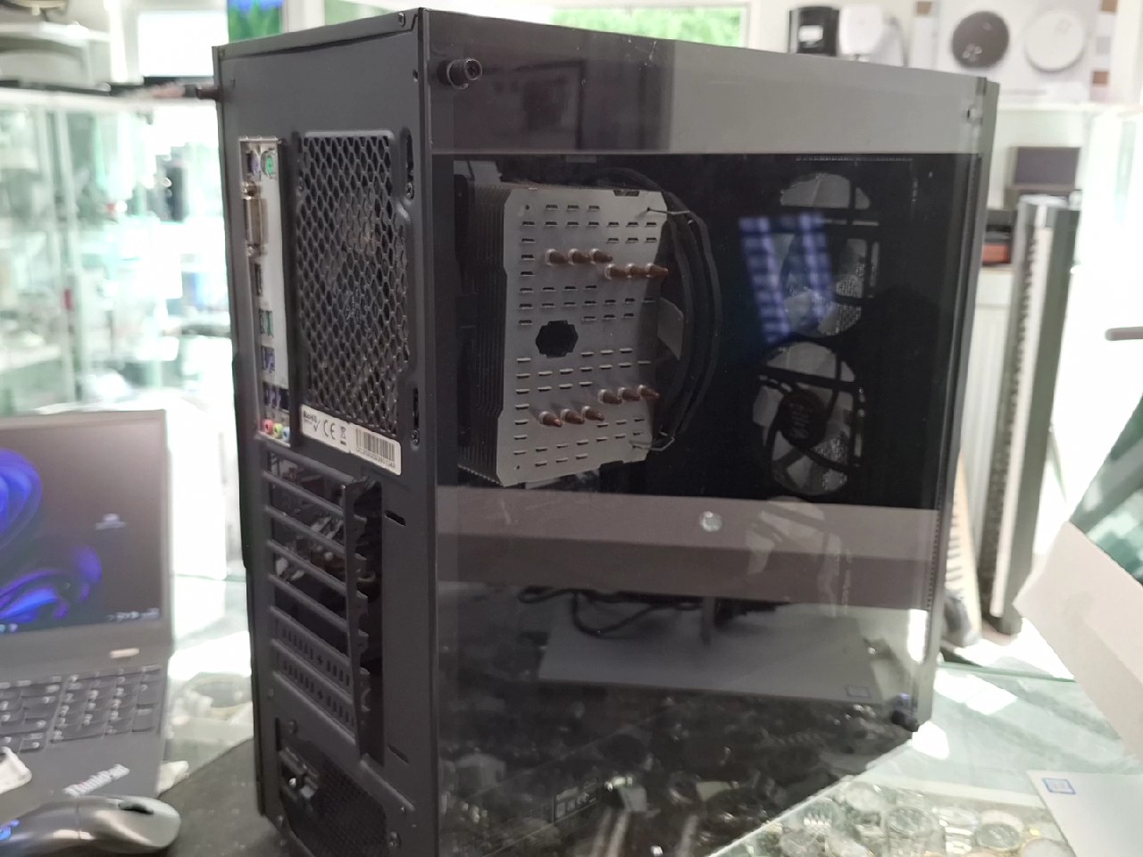 PC i7-9700K 3,60GHz , Desktop-PC mit Intel i7-9700K, 16GB RAM und 16Gb Ram, 1TB SSD (500GB+500GB). Drei Schrauben fehlen. | Zustand: Sehr Gut – Bild 3