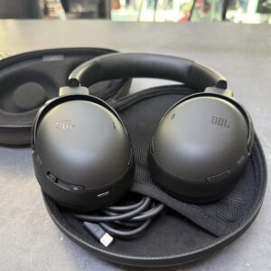 JBL Tour One M3 Black, Over-Ear Kopfhörer mit Noise Cancelling, inkl. Tasche. | Zustand: Sehr Gut