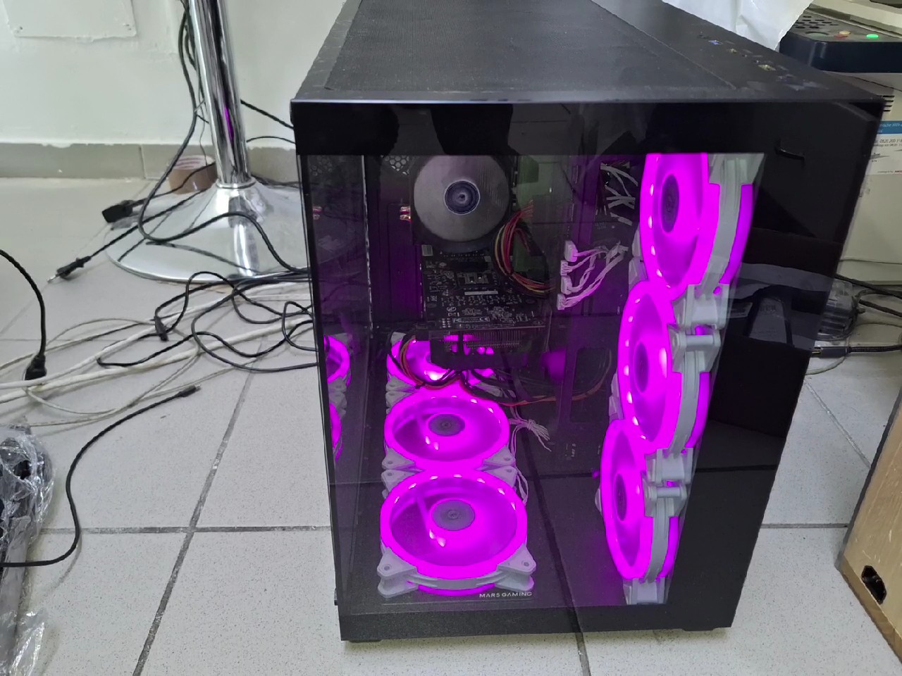 Gaming PC Intel Core i5-6500 GTX 1060 6GB, Gaming-PC mit Intel i5-6500, 16 GB RAM, 768 GB Gesamtspeicher (512 GB + 256 GB SSD), GTX 1060 6GB, Win 10 Pro, Mars Gaming Gehäuse. | Zustand: Gut